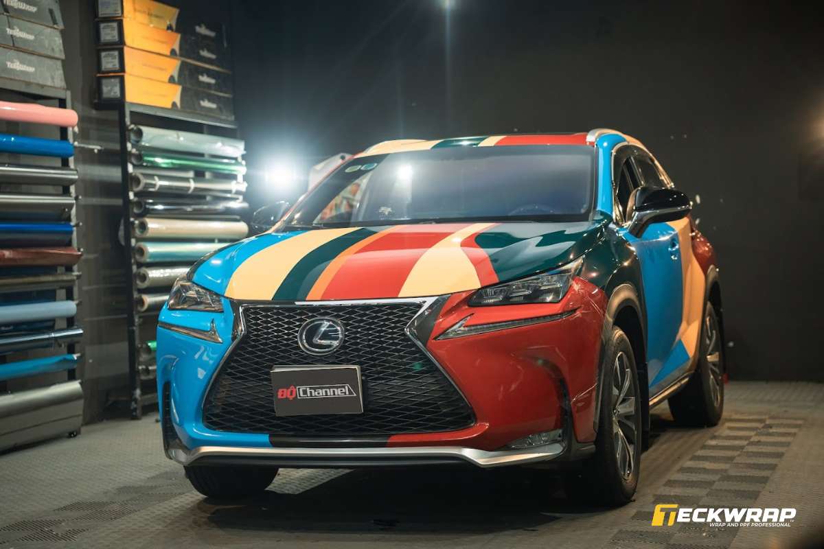 Bạn có thể dễ dàng về lại màu sắc zin khi dán decal đổi màu cho ô tô