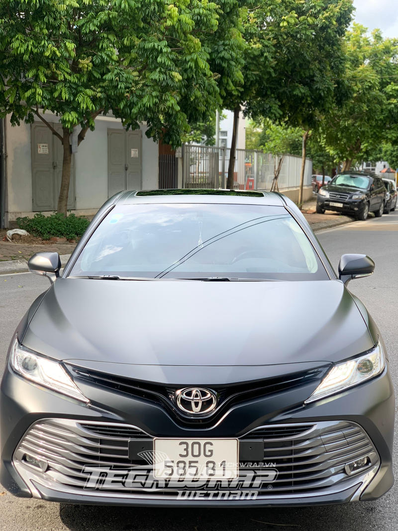 oto camry dan den mo san cm01 teckwrap 18 Decal đen mờ CM01M vẻ đẹp của sự mạnh mẽ